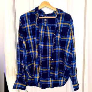 Route 66, blue black and yellow plaid button down shirt, size M